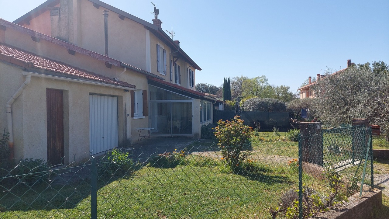 Photo of Outdoor in Chateau-Arnoux-Saint-Auban
