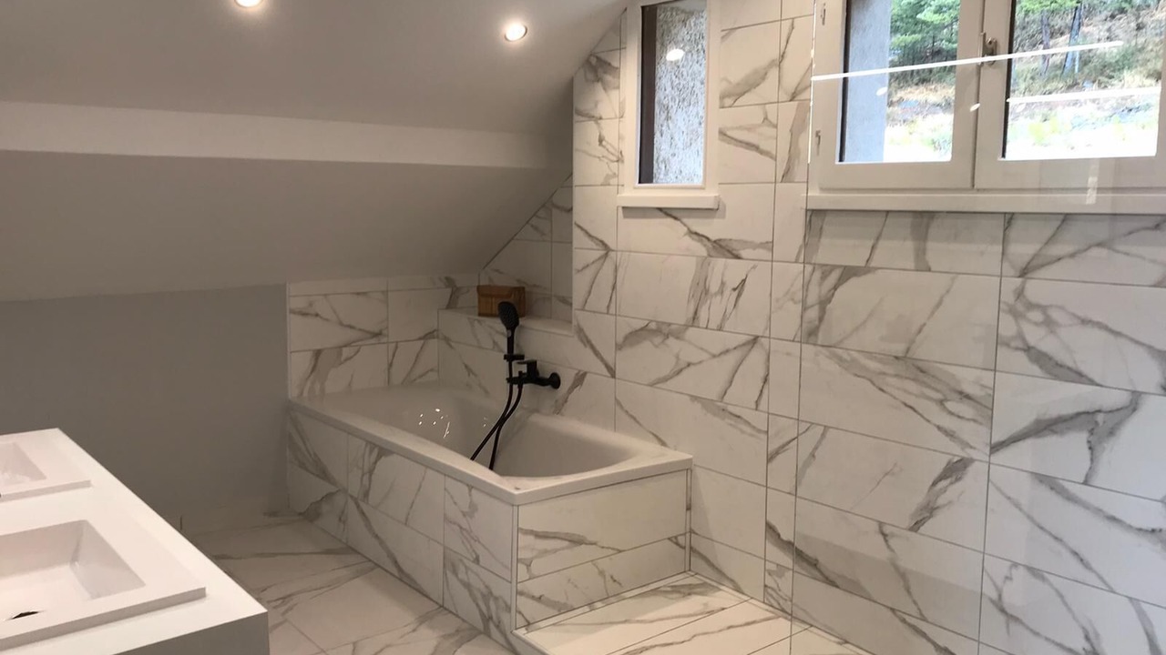 Photo of Bathroom in Saint-Apollinaire