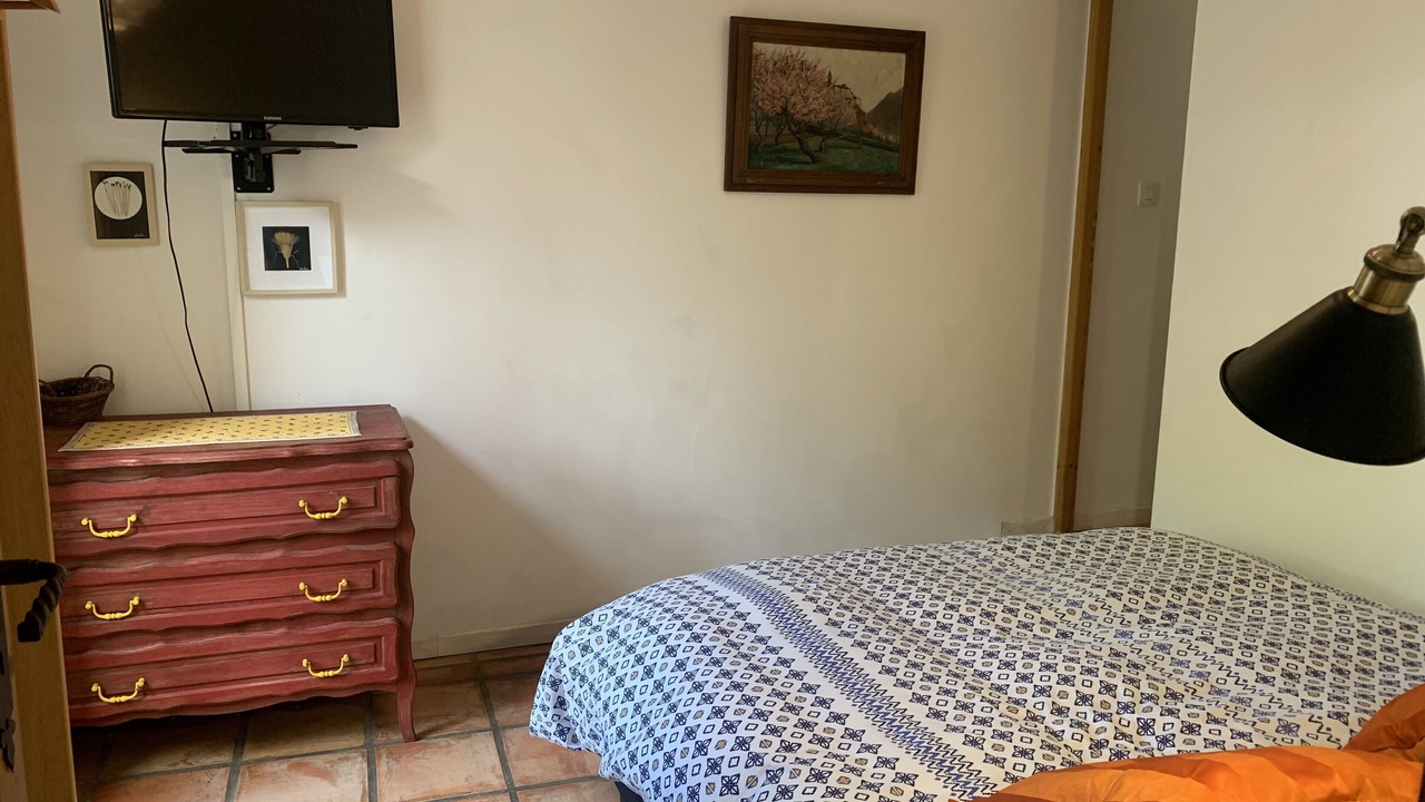 Photo of Bedroom in Eyragues