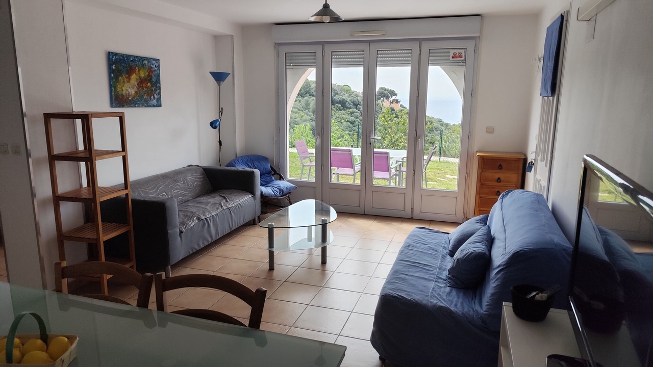 Photo of Livingroom in Eze