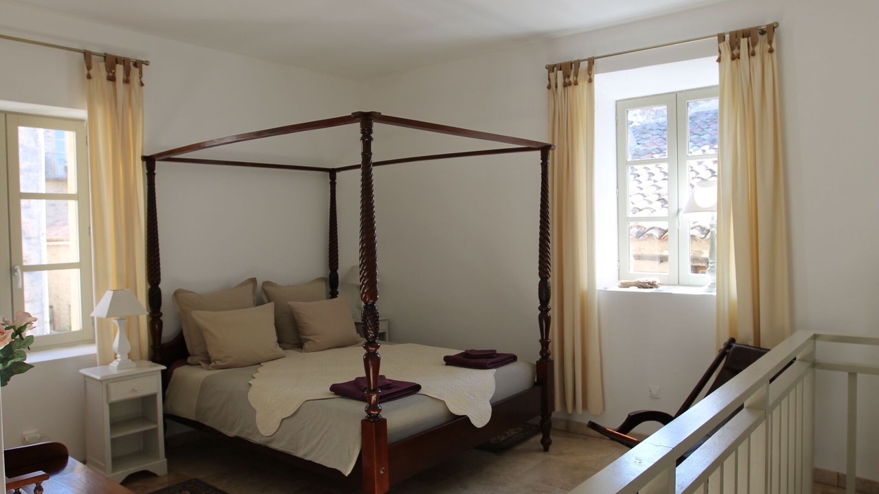 Photo of Bedroom in Bonnieux