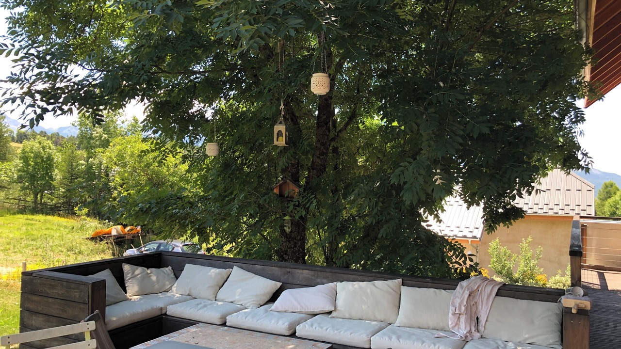 Photo of Outdoor in Puy-Saint-Eusebe