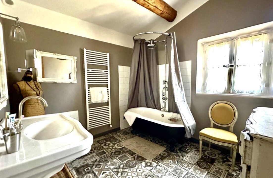 Photo of Bathroom in Cavaillon