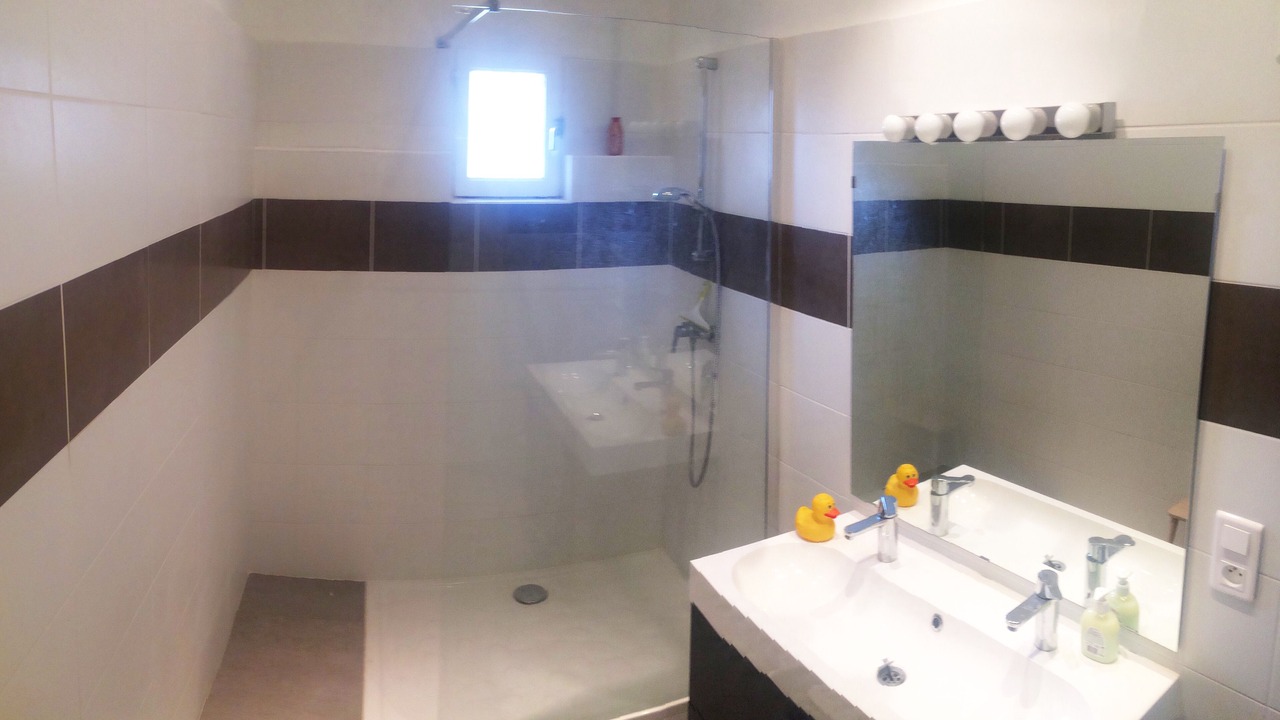 Photo of Bathroom in Villeneuve-les-Beziers