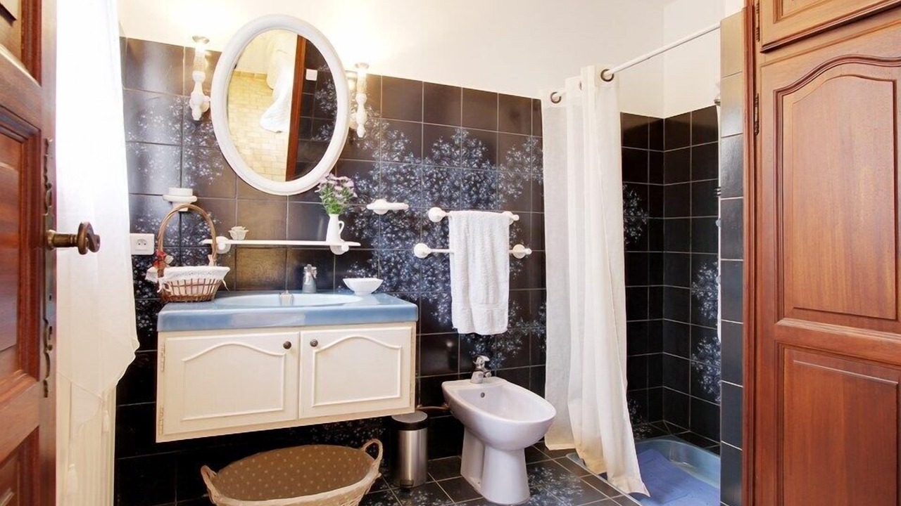 Photo of Bathroom in Cavaillon