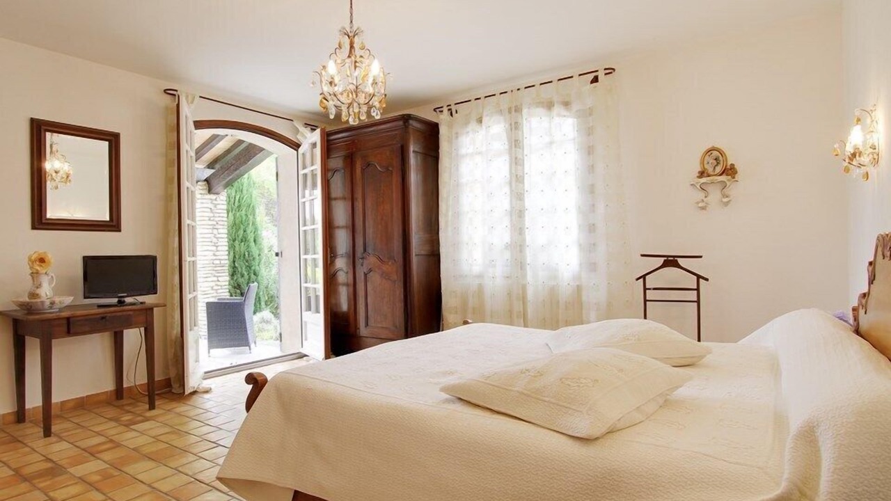 Photo of Bedroom in Cavaillon