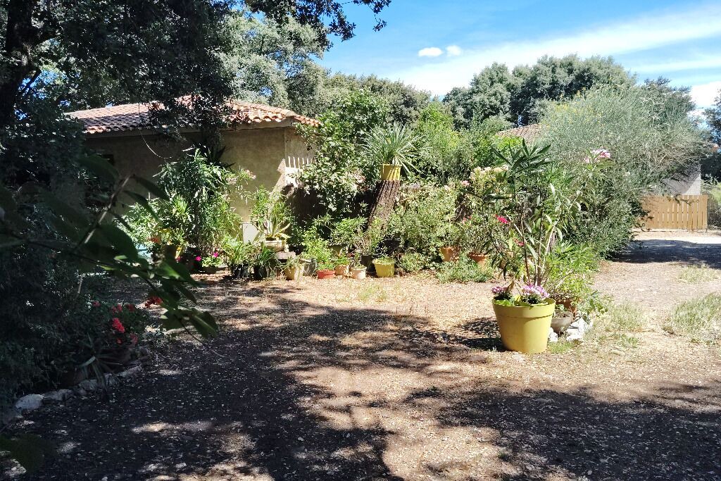 Photo of Outdoor in Rochefort-du-Gard