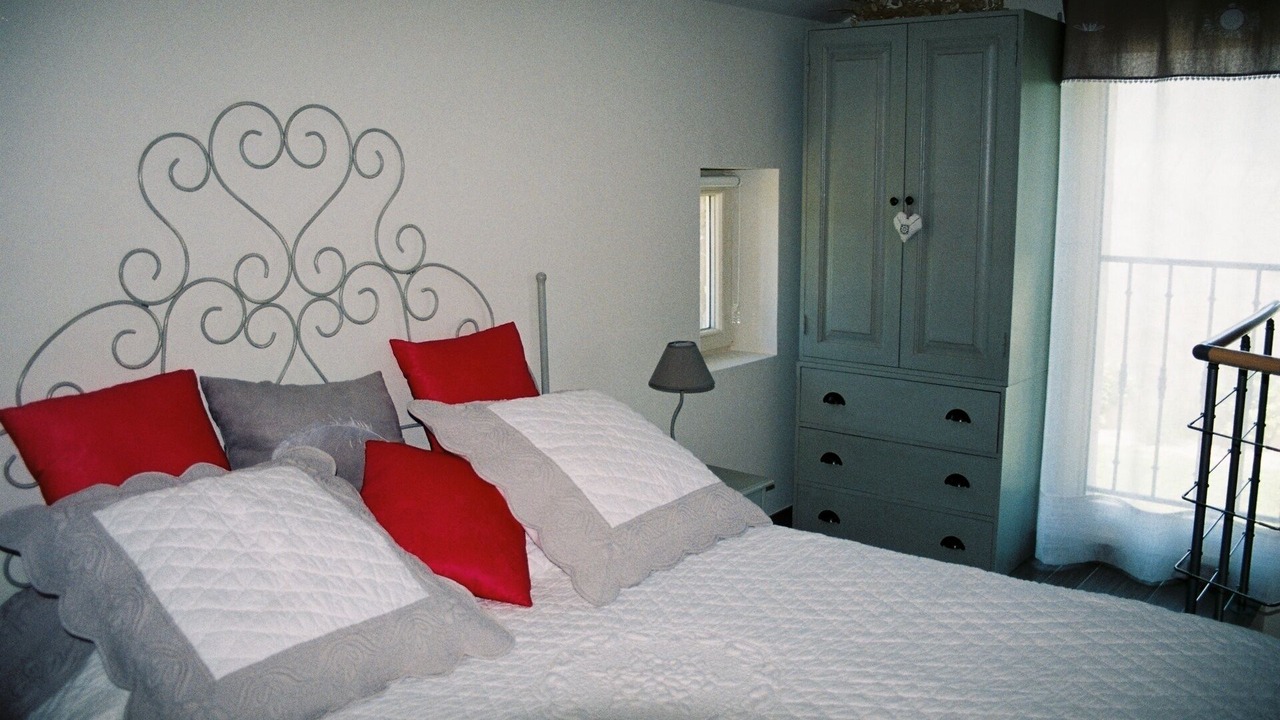 Photo of Bedroom in Eygalieres