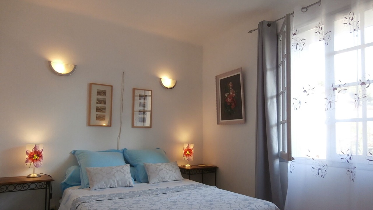 Photo of Bedroom in St.-Remy-de-Provence