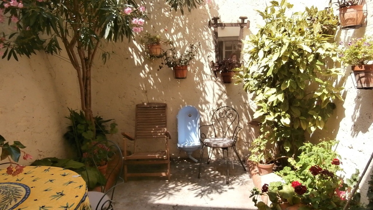 Photo of Patio Balcony in St.-Remy-de-Provence