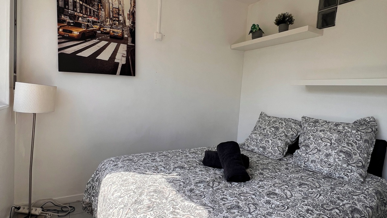 Photo of Bedroom in Villeneuve Loubet Beach