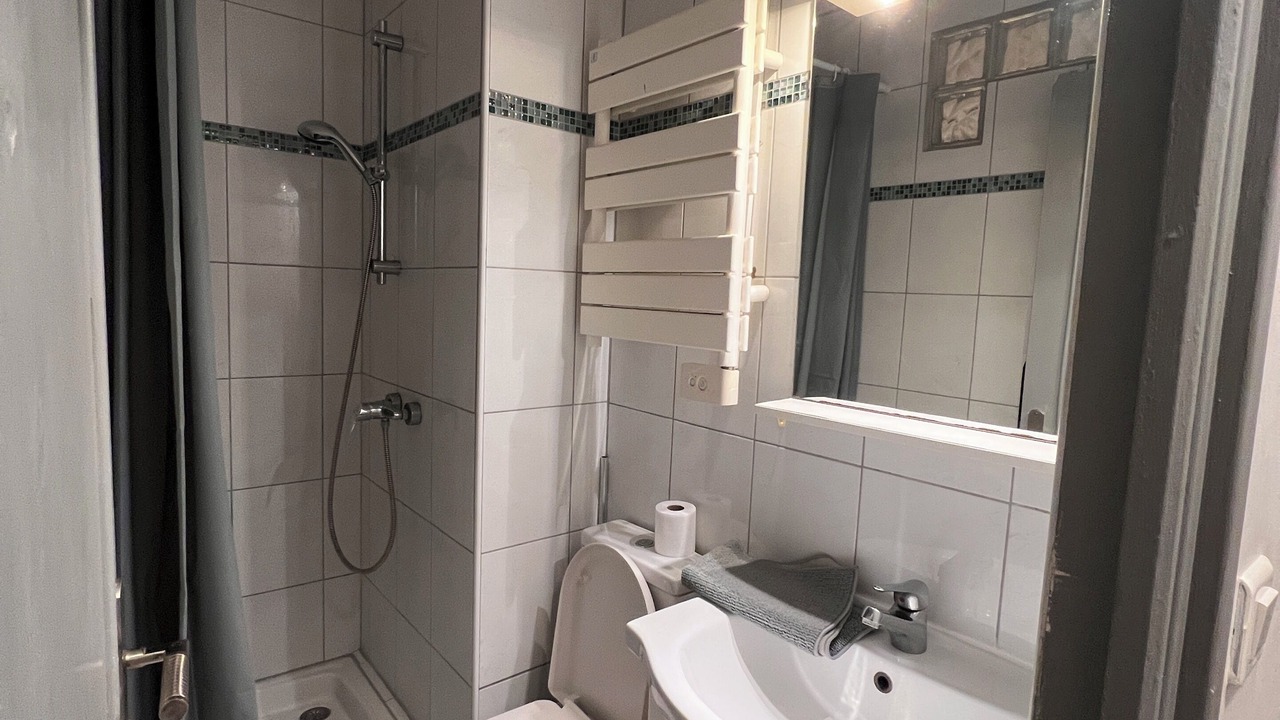 Photo of Bathroom in Villeneuve Loubet Beach