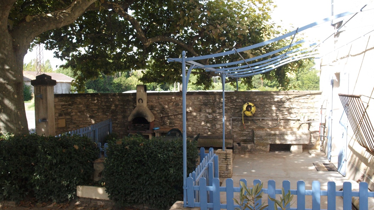 Photo of Patio Balcony in St.-Remy-de-Provence