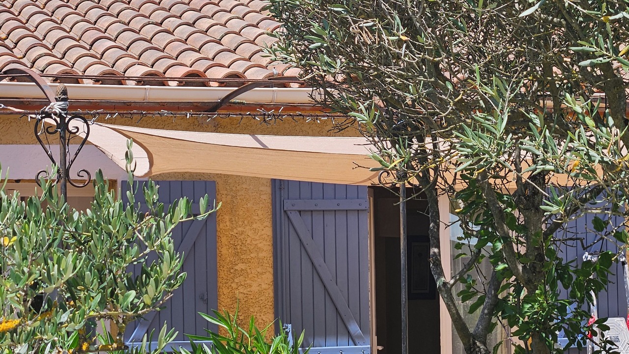 Photo of Outdoor in Beaulieu