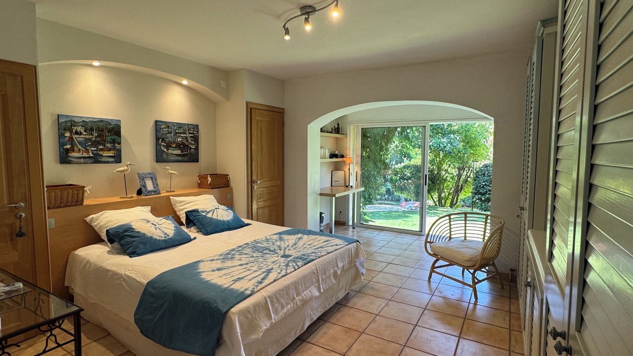Photo of Bedroom in Hyeres