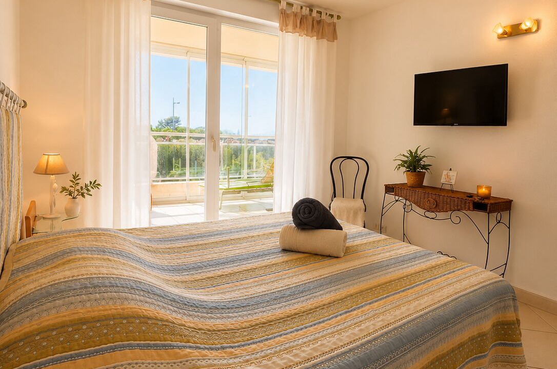 Photo of Bedroom in La Cote Radieuse