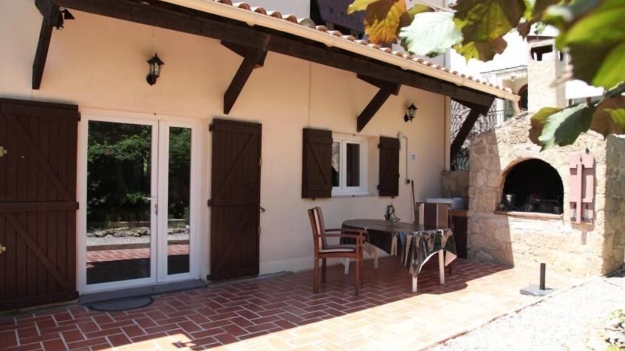 Photo of Patio Balcony in Estanove