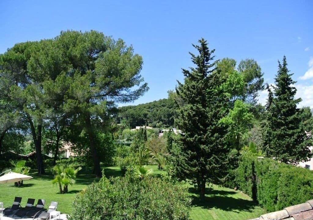 Photo of Outdoor in California - Pezou