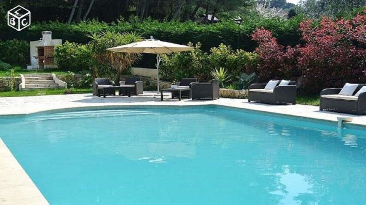 Photo of Outdoor in California - Pezou