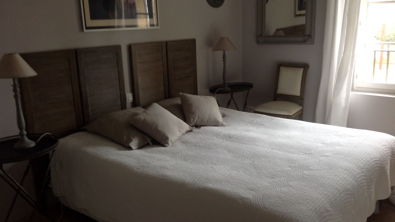 Photo of Bedroom in Eguilles