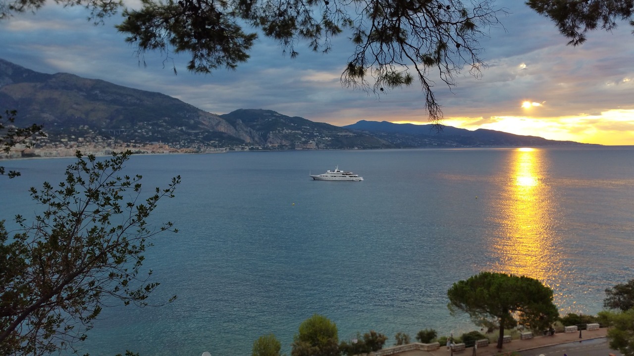 Photo of Others in Menton
