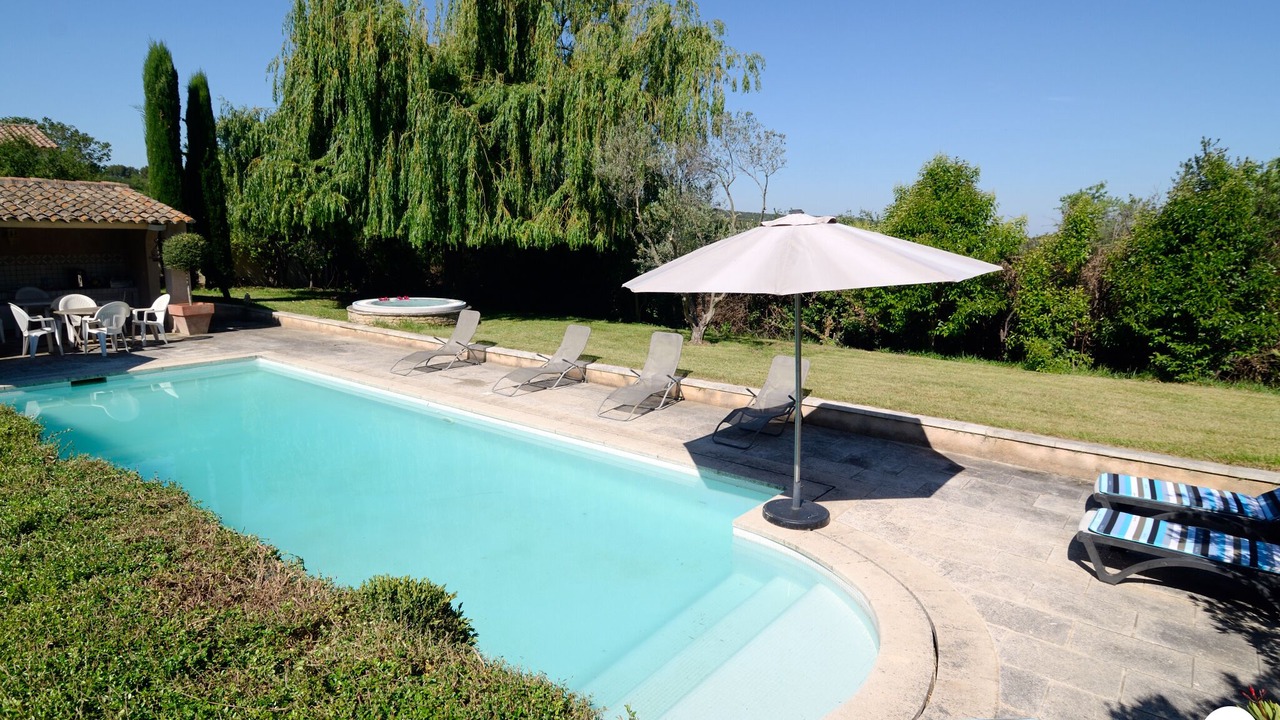 Photo of Outdoor in Eguilles