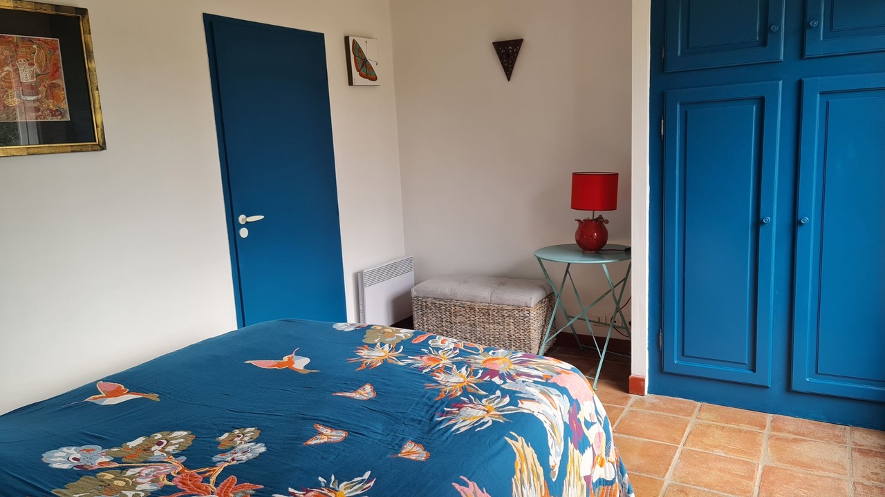 Photo of Bedroom in Saint-Just-et-Vacquieres