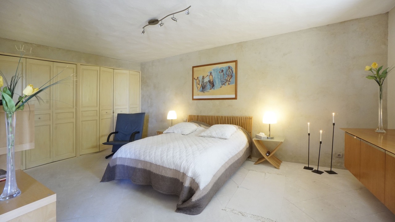 Photo of Bedroom in Les Baux-de-Provence