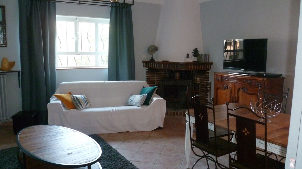Photo of Livingroom in Eyguieres