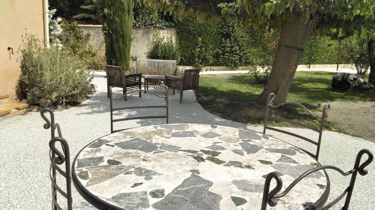 Photo of Outdoor in Velleron