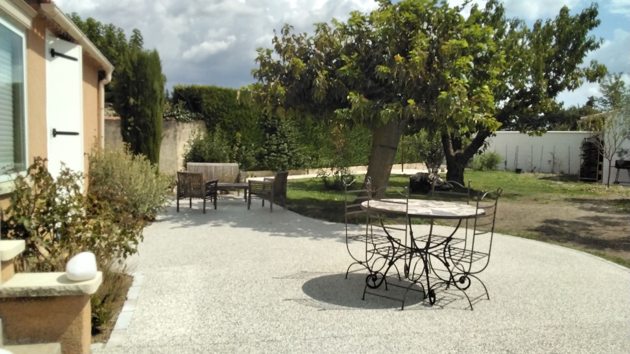 Photo of Outdoor in Velleron