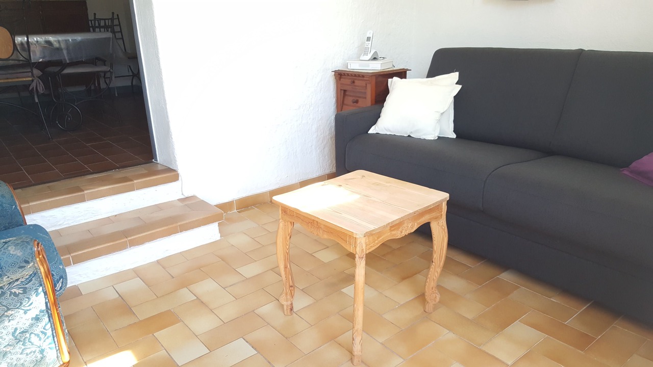 Photo of Livingroom in Velleron
