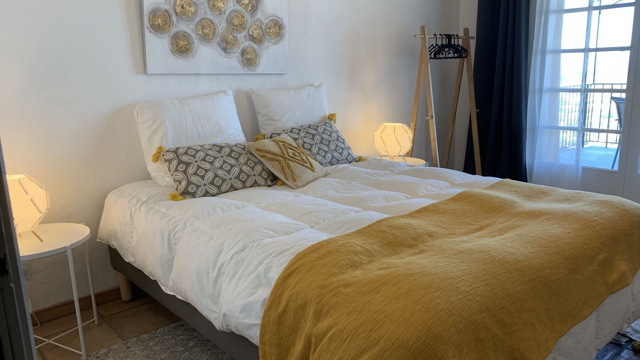 Photo of Bedroom in Hyeres
