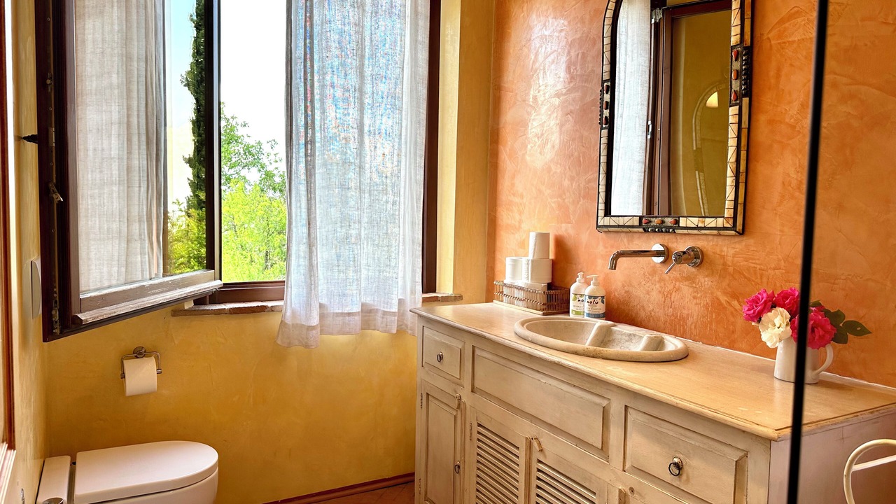 Photo of Bathroom in Paciano
