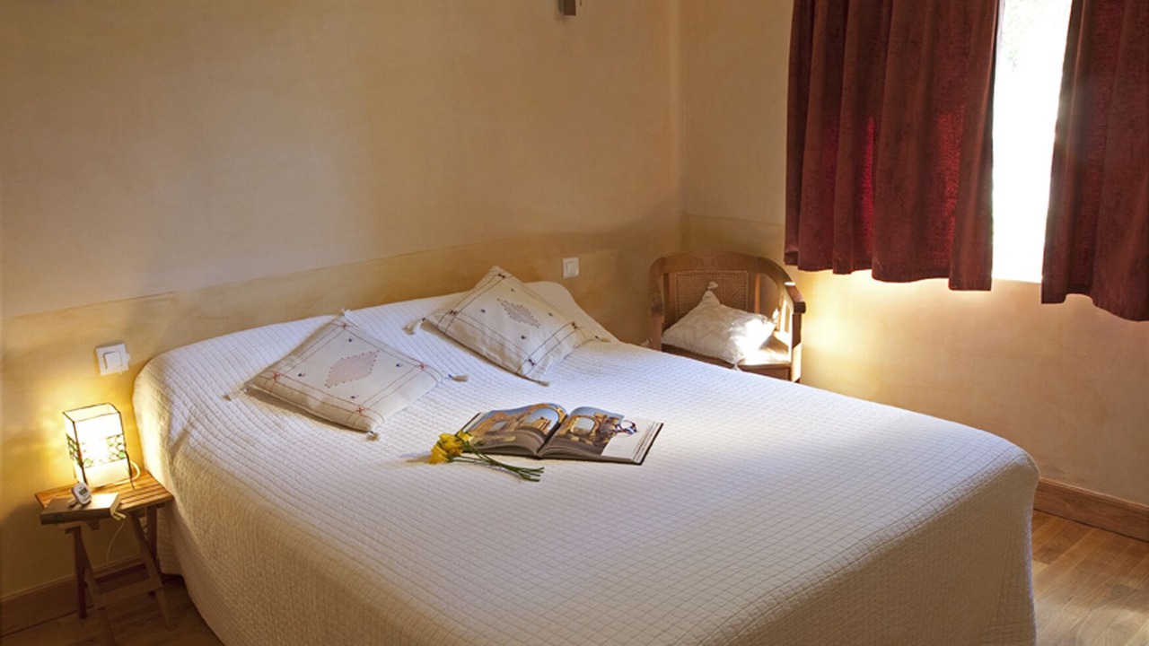Photo of Bedroom in Bonnieux