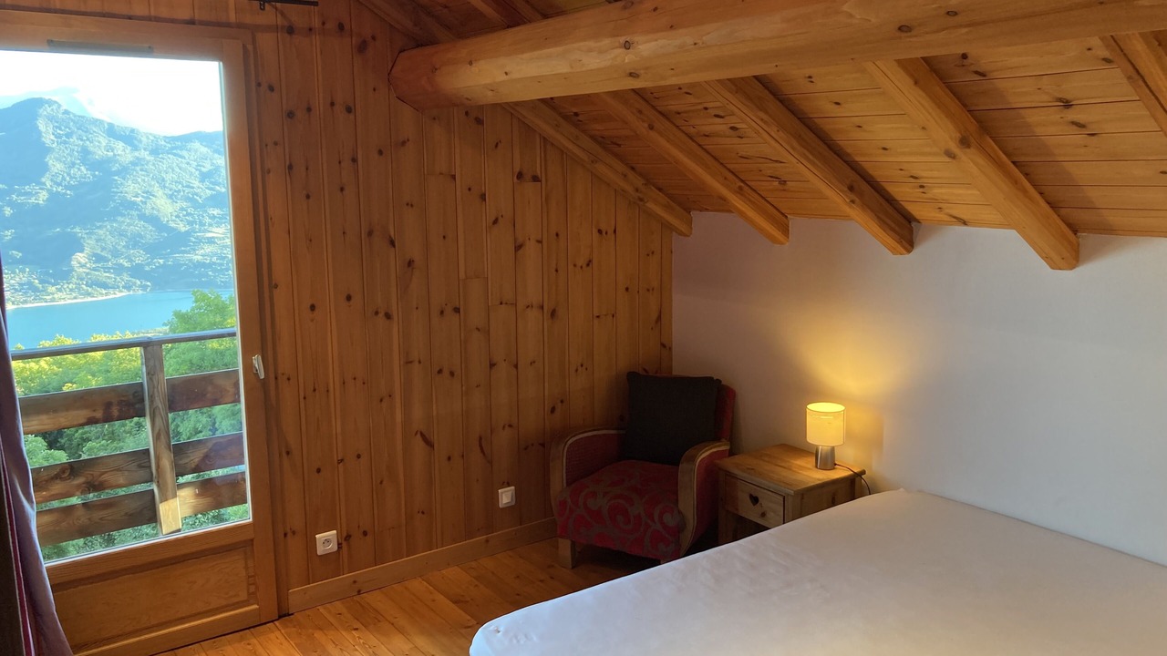 Photo of Bedroom in Saint-Apollinaire