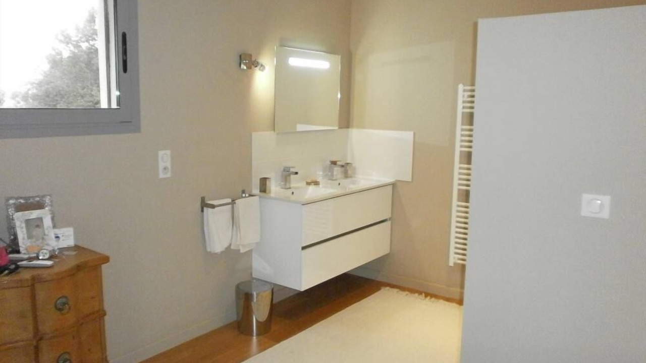 Photo of Bathroom in Rousset