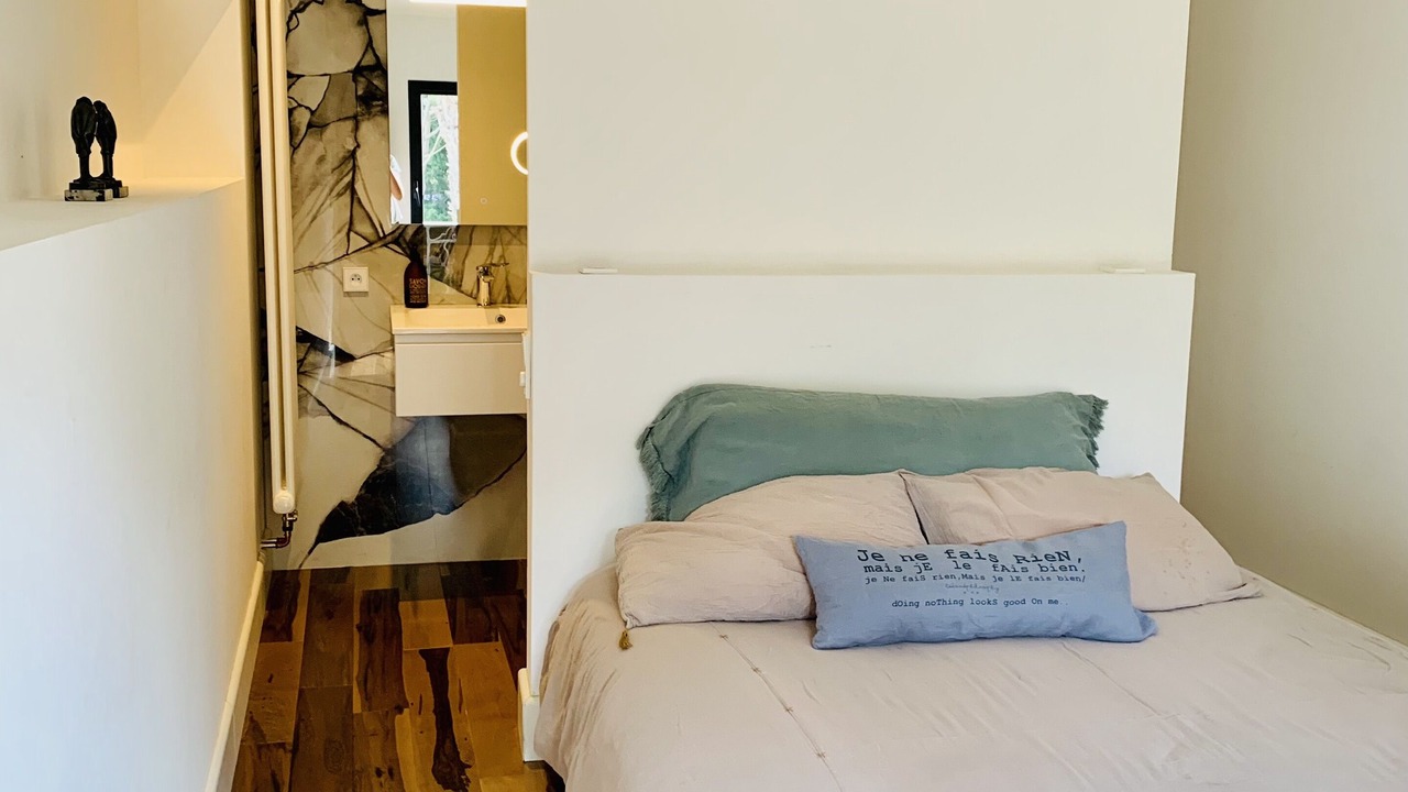 Photo of Bedroom in Arles