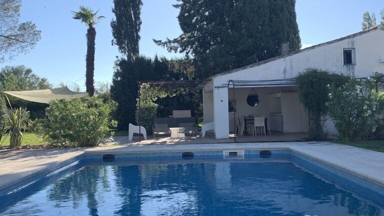 Photo of Outdoor in Arles