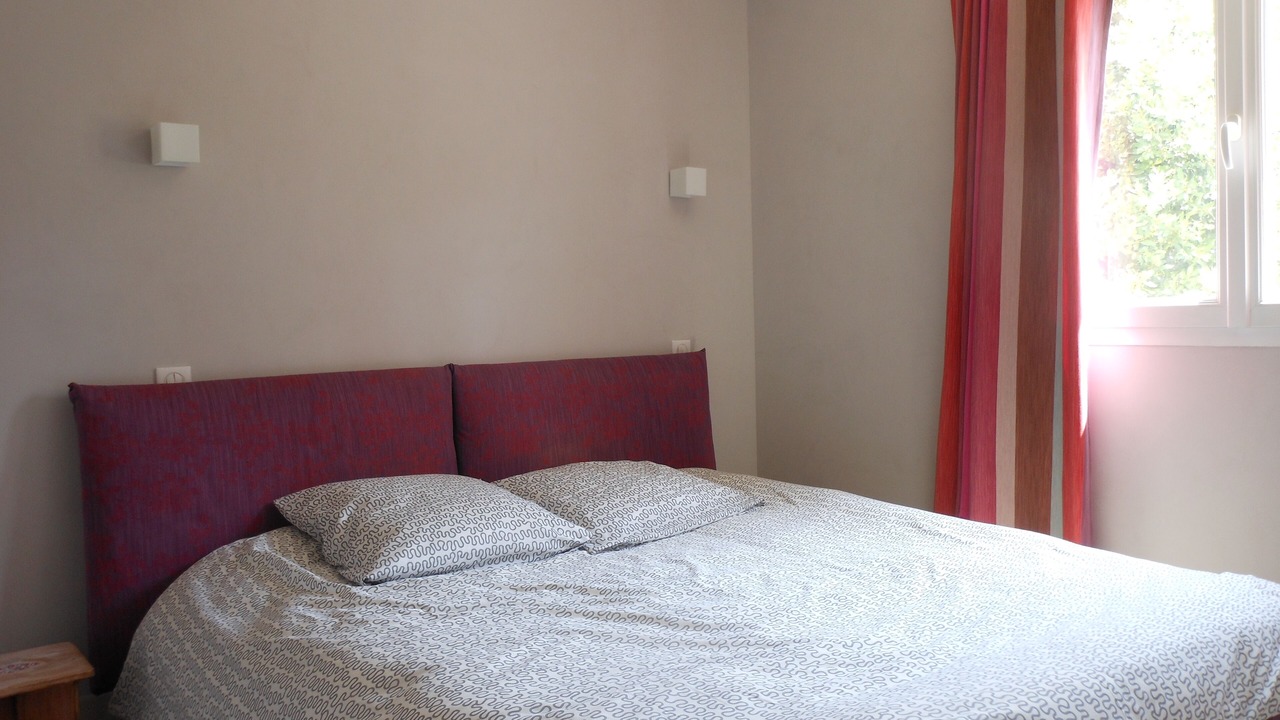 Photo of Bedroom in Saint-Christol