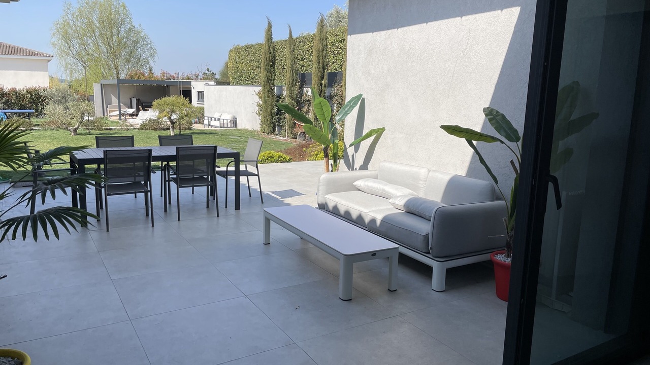 Photo of Outdoor in Eguilles