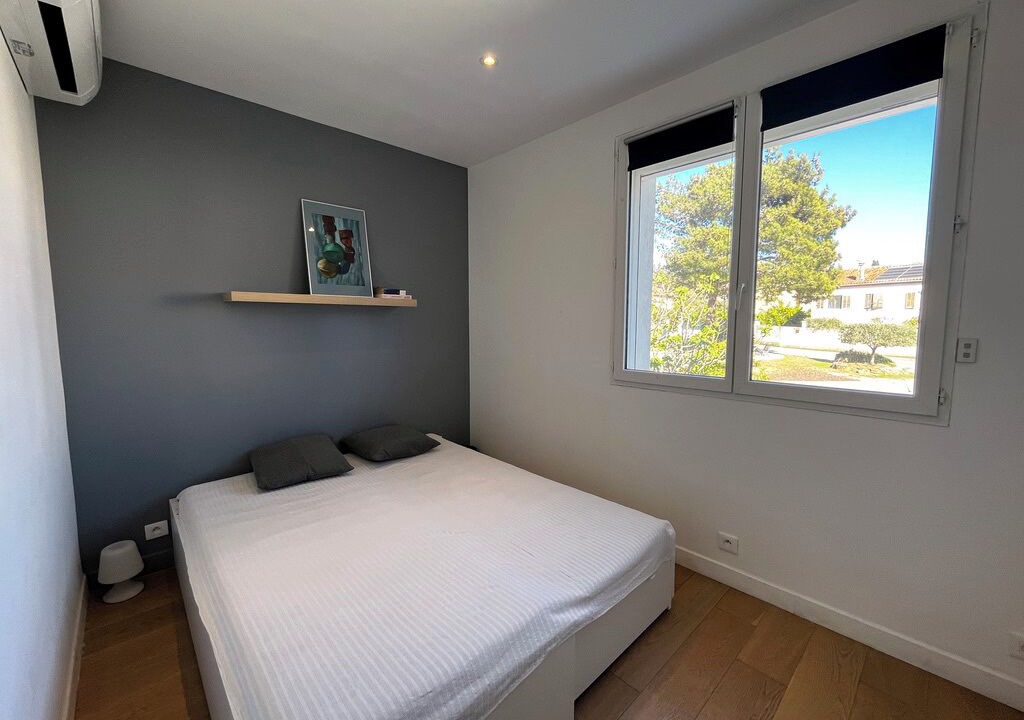 Photo of Bedroom in Pierrefeu-du-Var