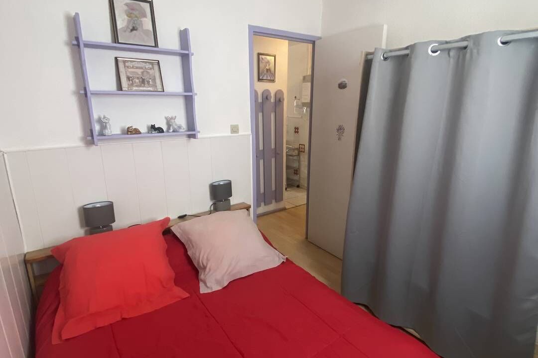 Photo of Bedroom in Saint-Pierre-la-Mer