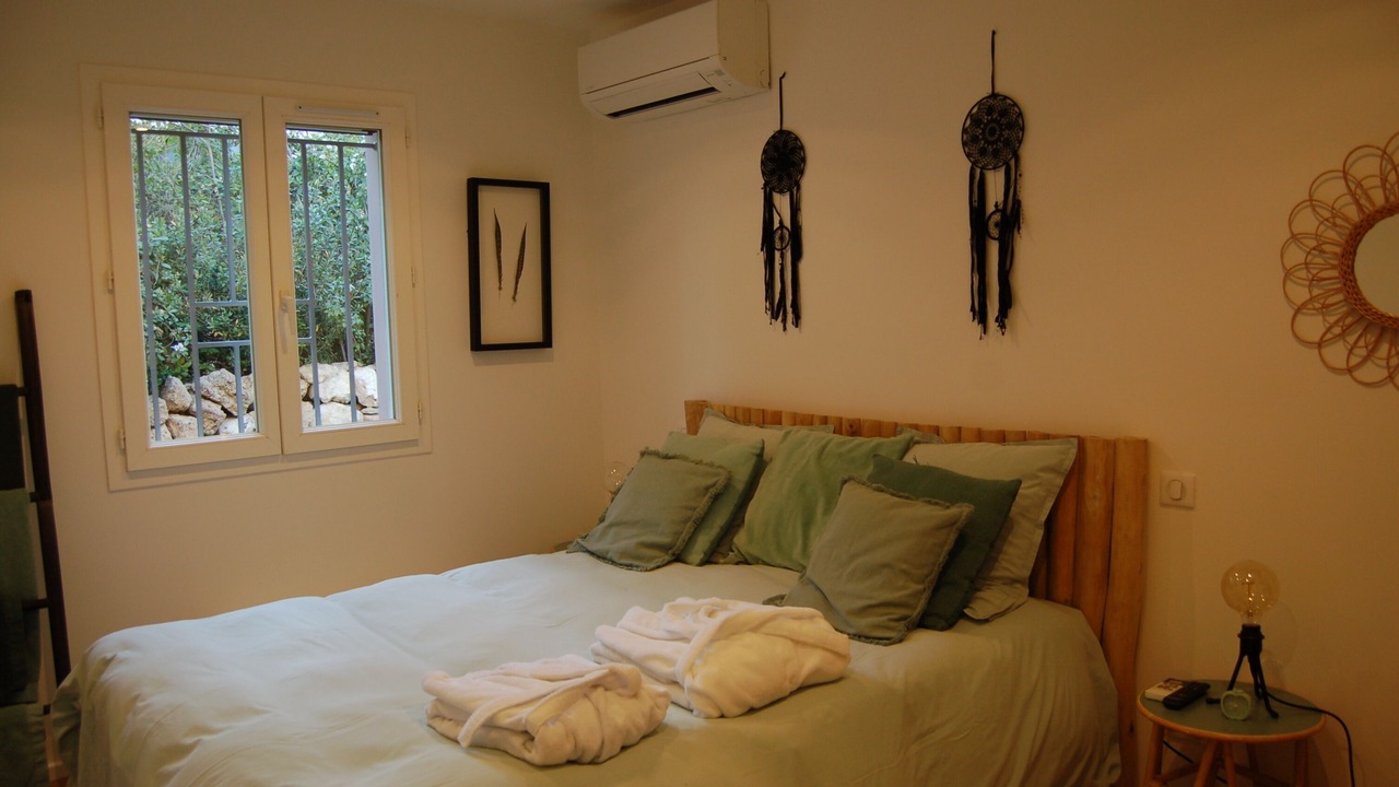 Photo of Bedroom in Salon-de-Provence