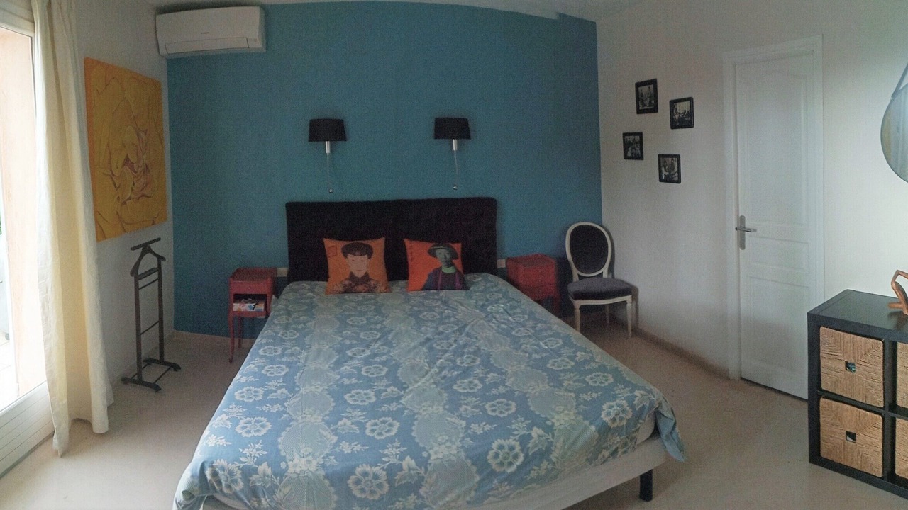 Photo of Bedroom in Roquefort-les-Pins