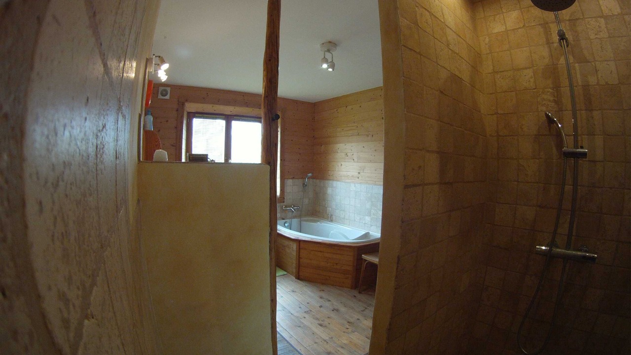 Photo of Bathroom in Meyronnes