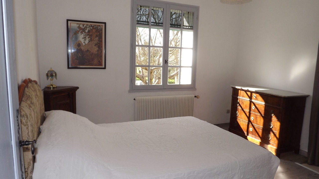 Photo of Bedroom in Cavaillon