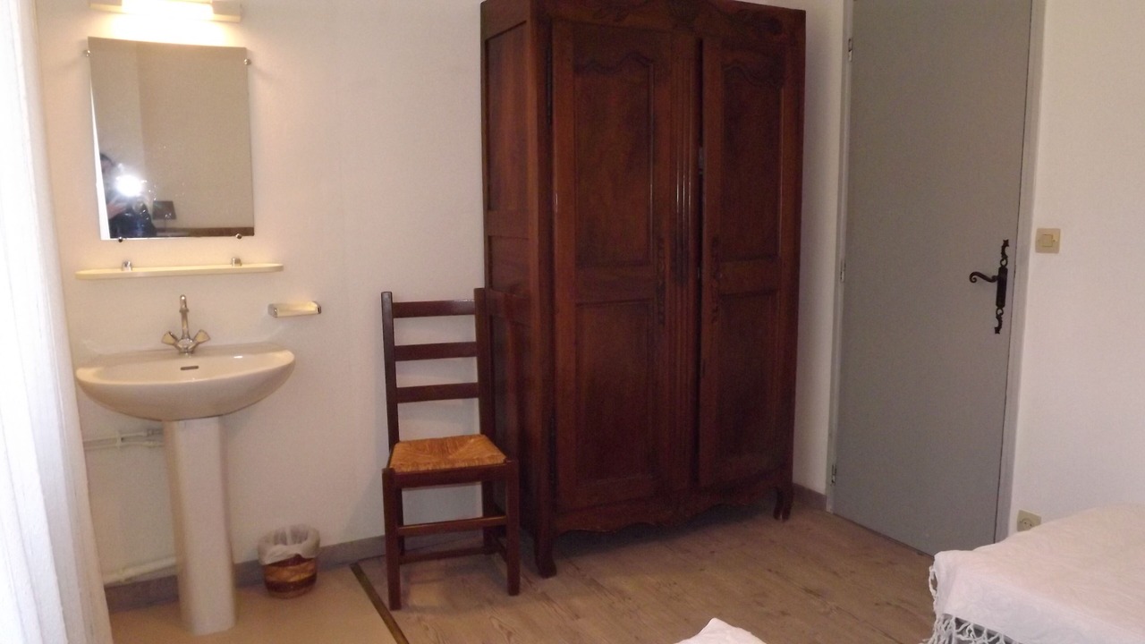 Photo of Bedroom in Cavaillon