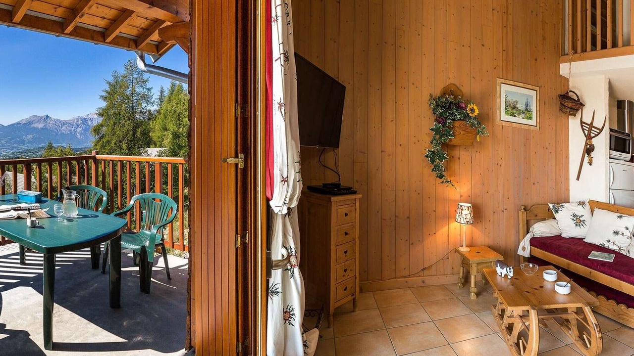 Photo of Livingroom in Saint-Michel-de-Chaillol