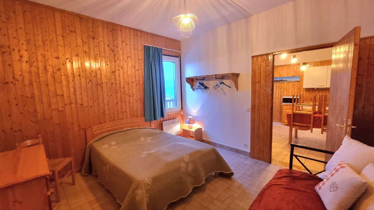 Photo of Bedroom in Saint-Michel-de-Chaillol